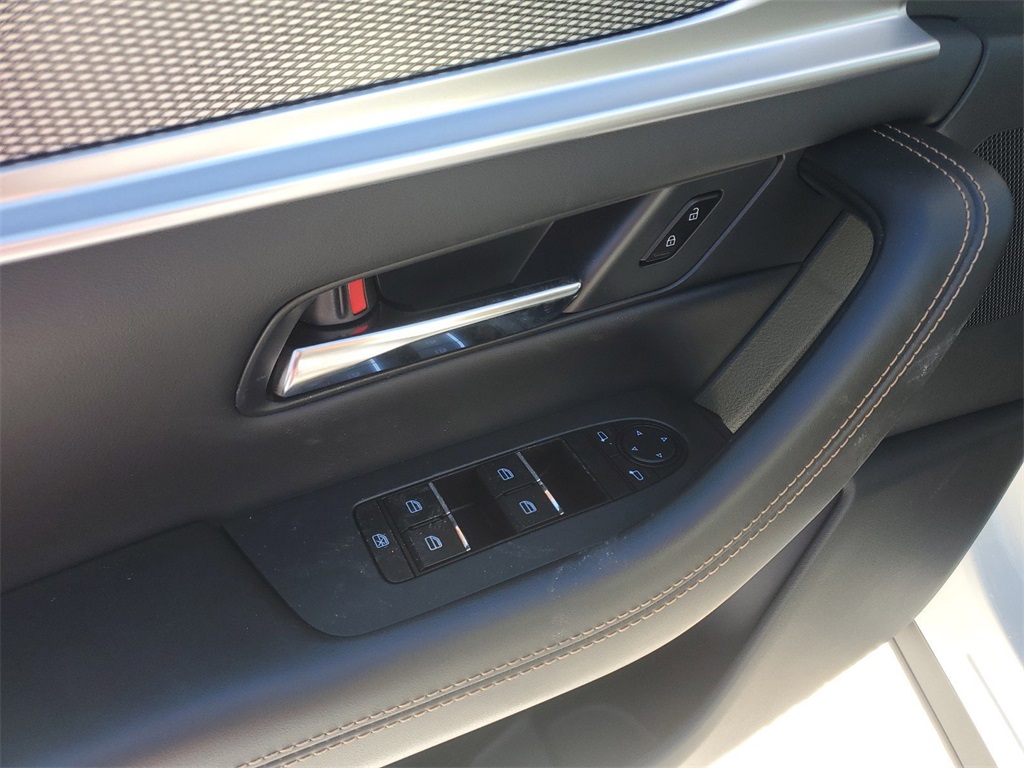 2025 Mazda CX-90 3.3 Turbo Preferred photo 12