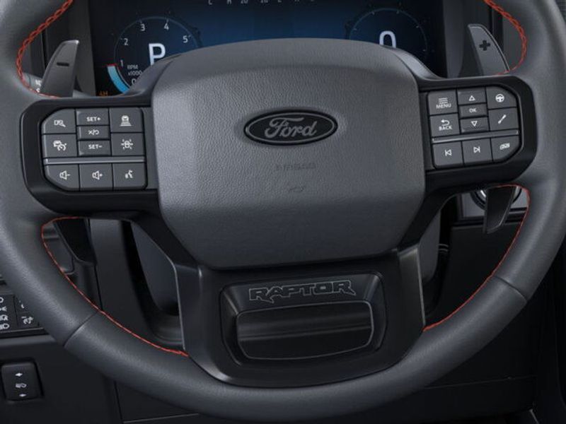 2025 Ford F-150 Raptor photo 7