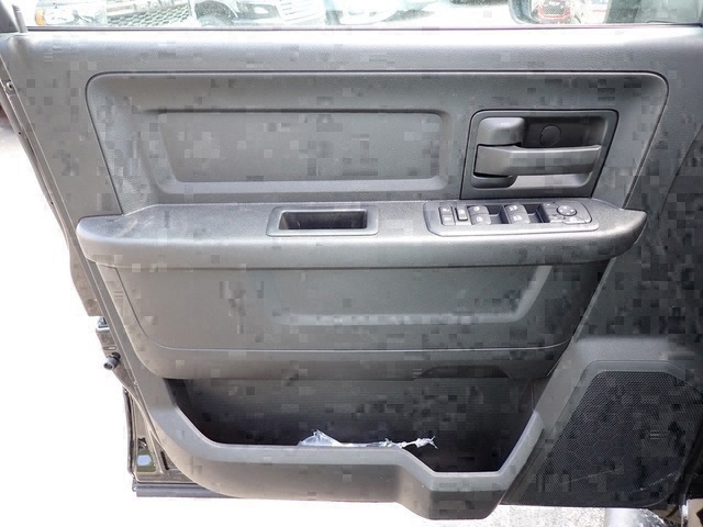 2025 Ram 2500 Tradesman photo 15