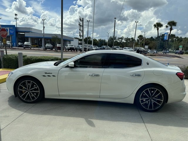 2022 Maserati Ghibli Modena photo 16