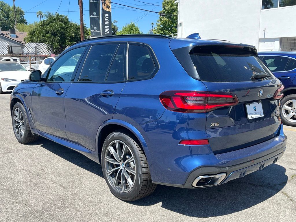 2023 Bmw X5 M50i photo 2