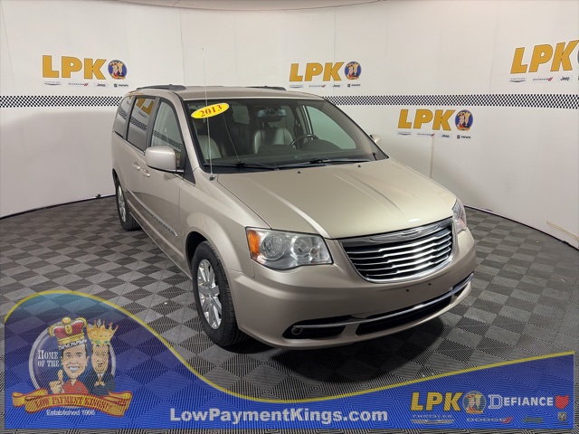 2013 Chrysler Town & Country Touring