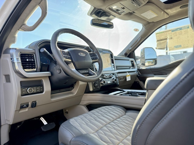 2026 Ford F-350 photo 14