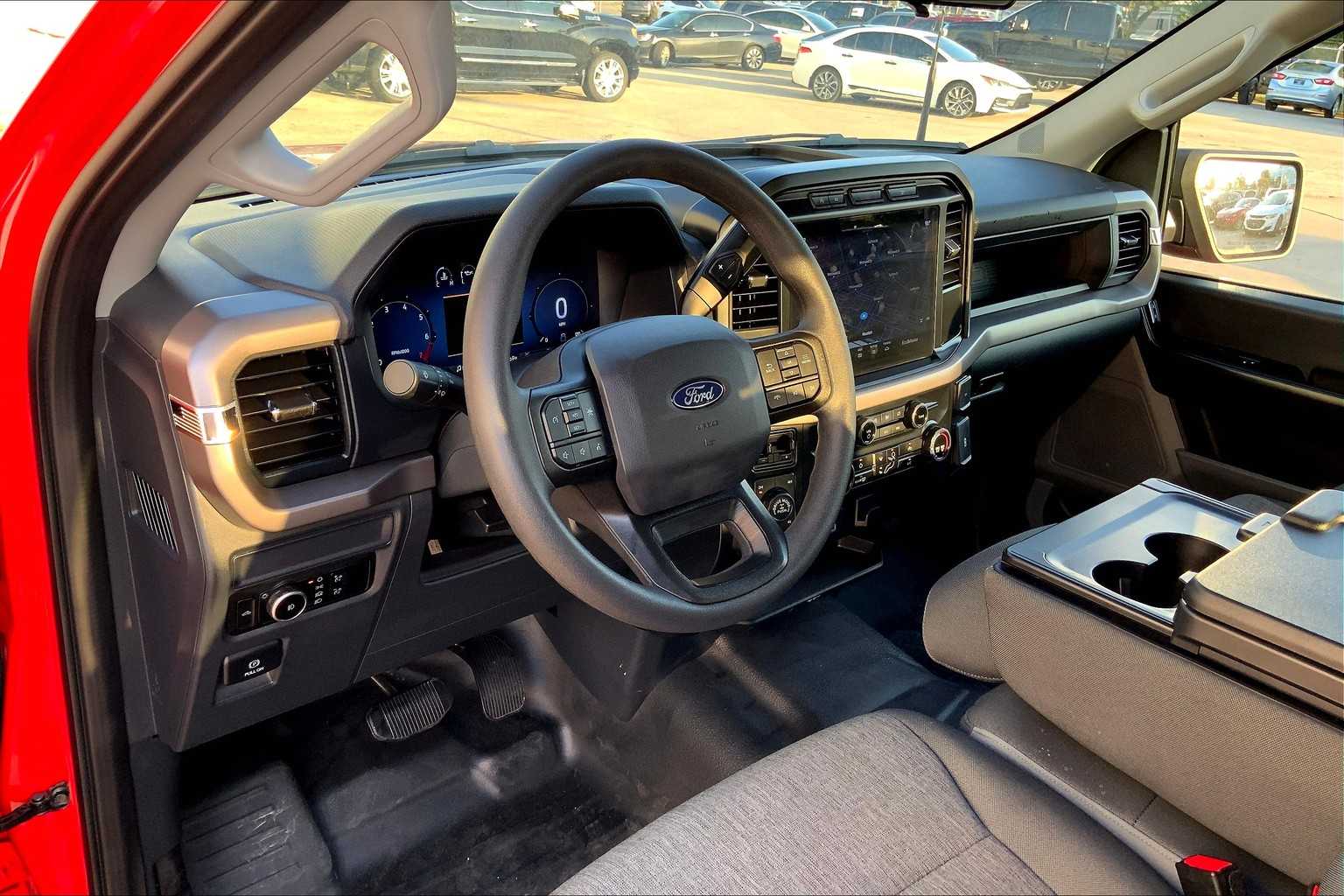 2024 Ford F-150 XL photo 16
