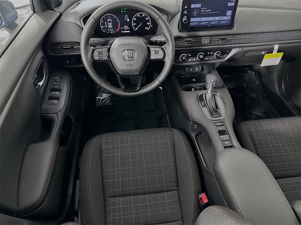2026 Honda HR-V Sport photo 2