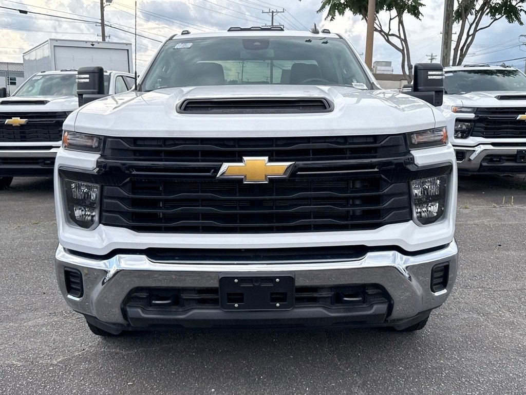 2024 Chevrolet Silverado 3500HD Work Truck photo 2
