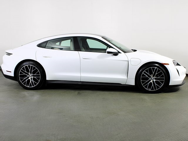 2023 Porsche Taycan photo 8