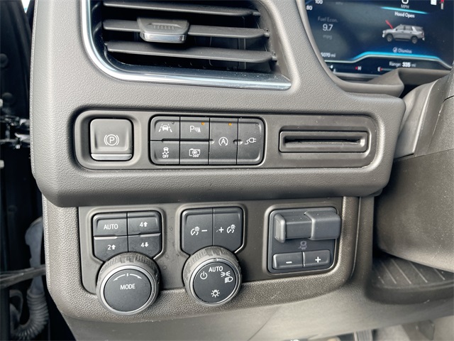 2022 CHEVROLET SUBURBAN - Image 17