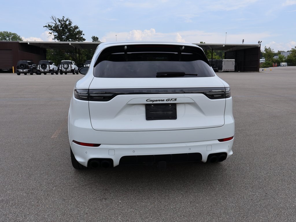 2022 Porsche Cayenne GTS photo 14