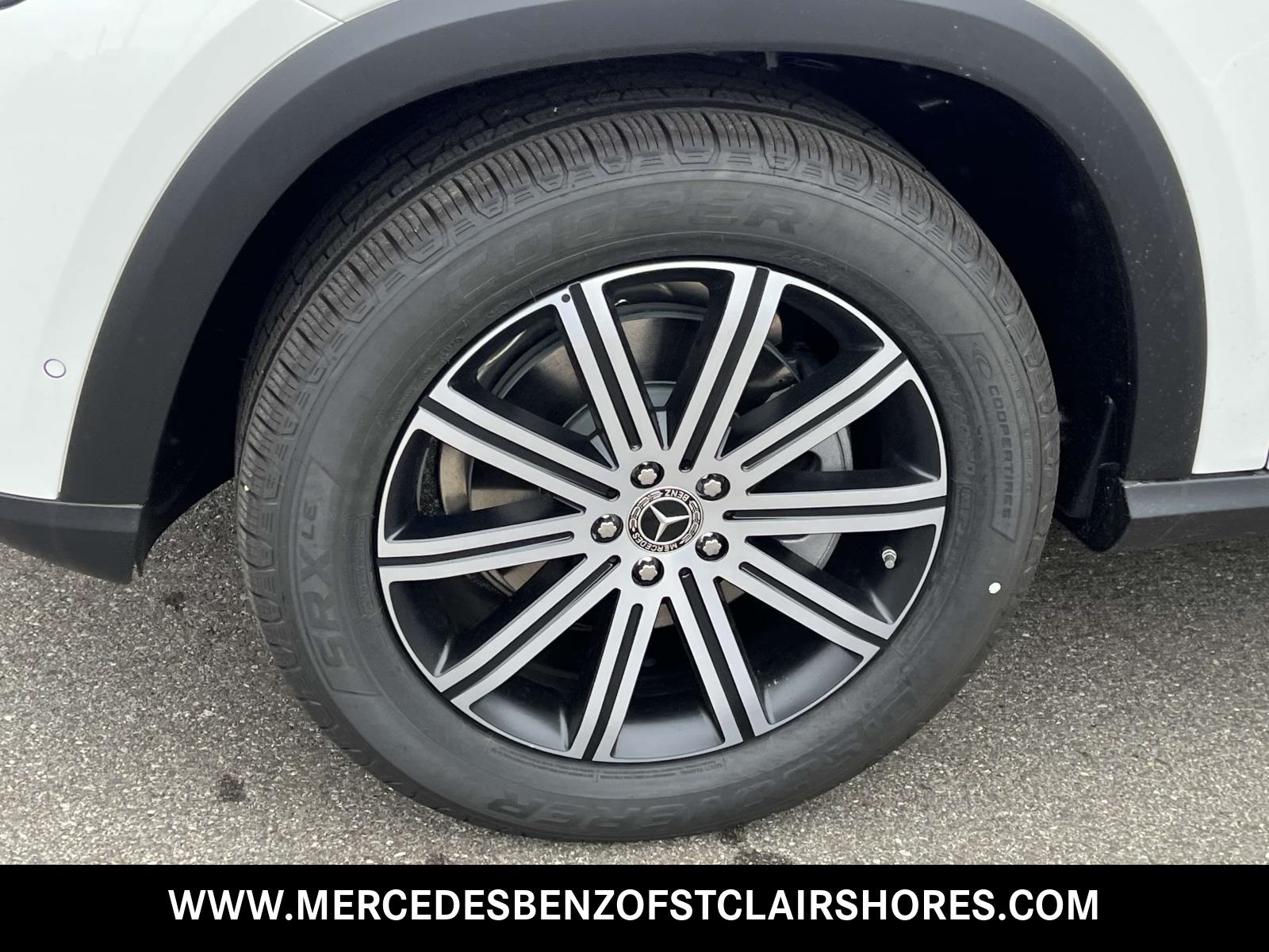 2025 Mercedes Benz GLE 350 4MATIC photo 10