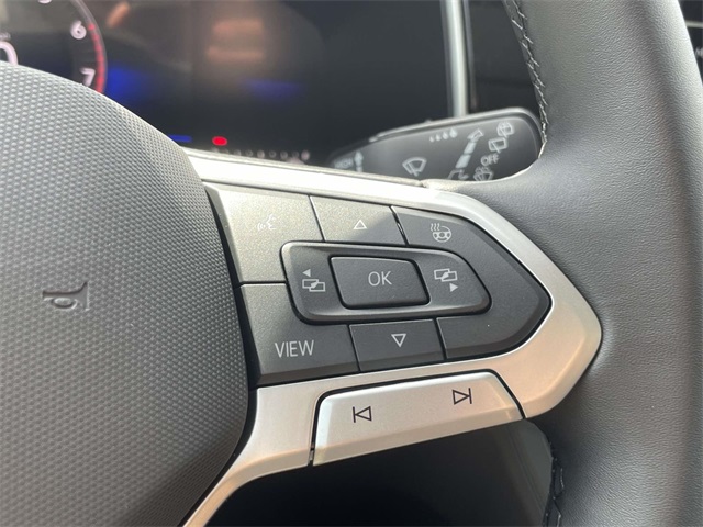 2025 Volkswagen Taos SE photo 23