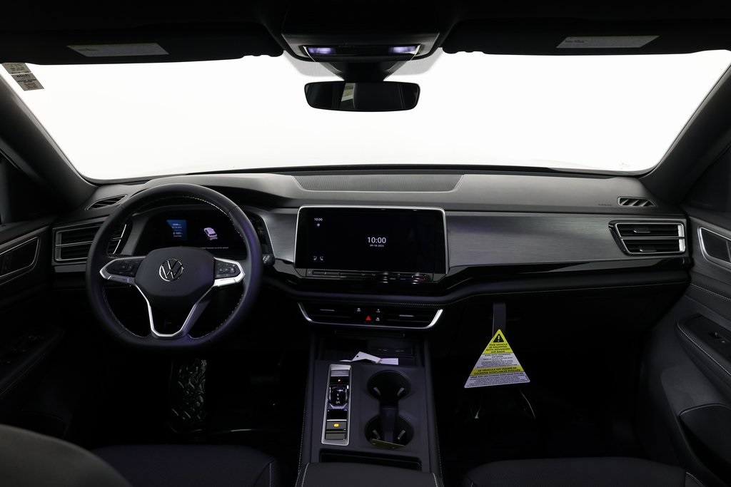 2025 Volkswagen Atlas Cross Sport SE photo 4