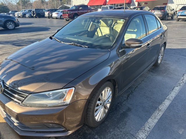 2016 Volkswagen Jetta SEL's photo