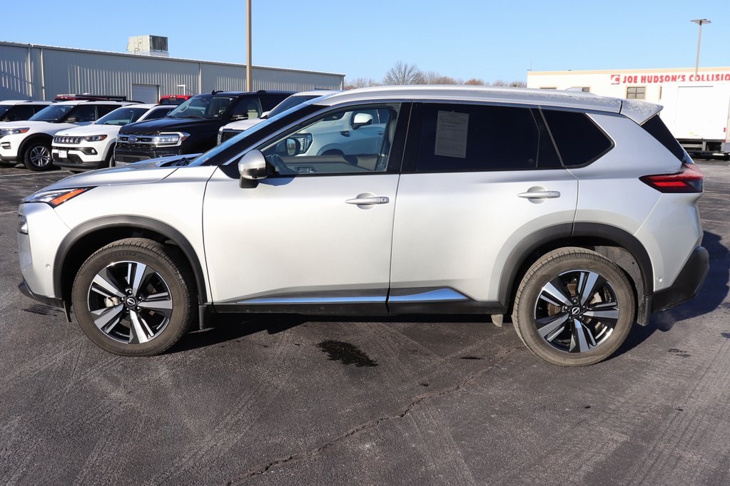 2023 Nissan Rogue SL photo 4