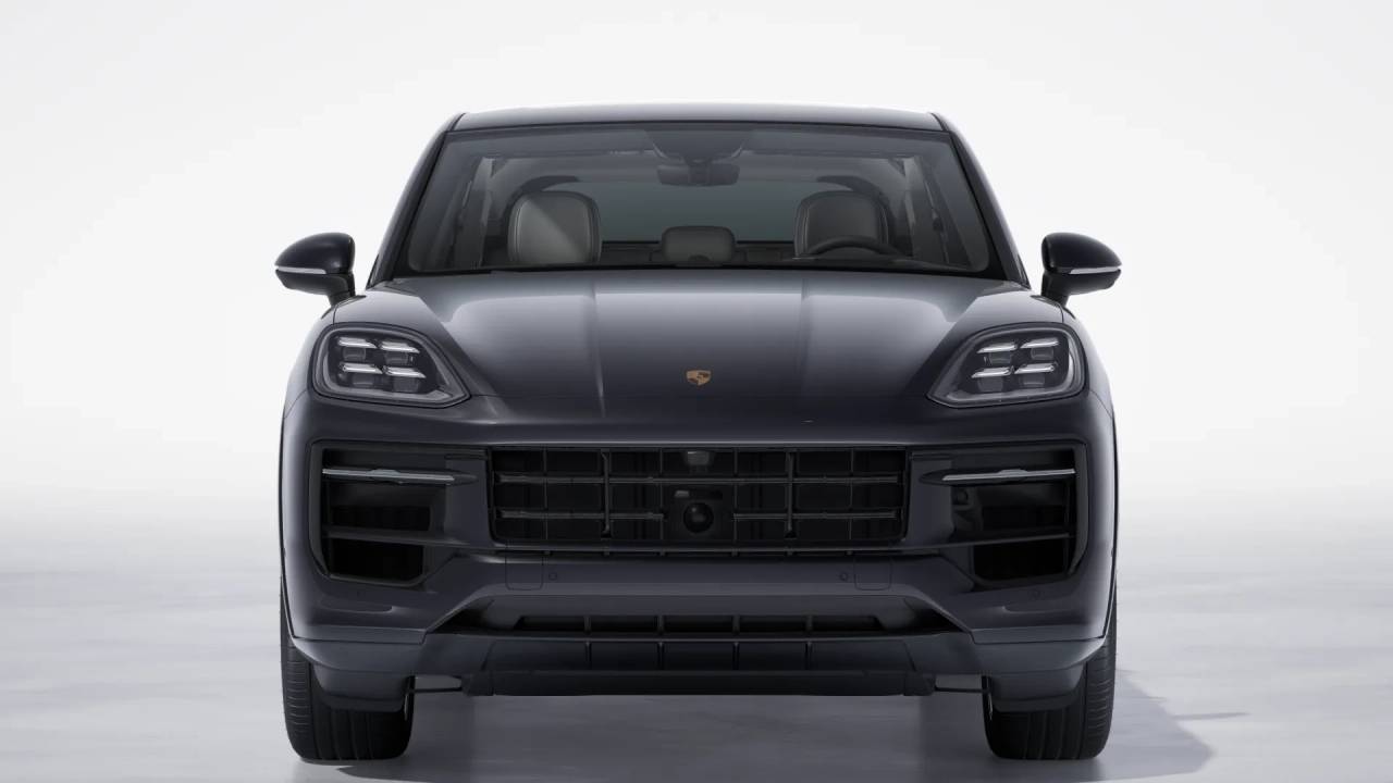 2025 Porsche Cayenne Coupe photo 9