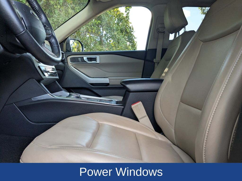 2021 Ford Explorer XLT photo 19