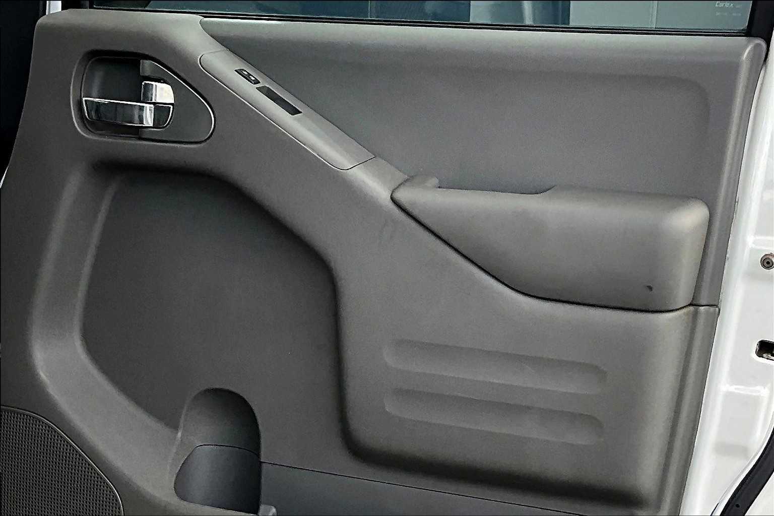 2021 Nissan Frontier SV photo 19