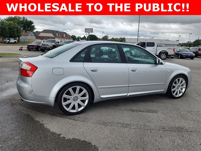 2005 Audi A4 1.8T Quattro photo 2