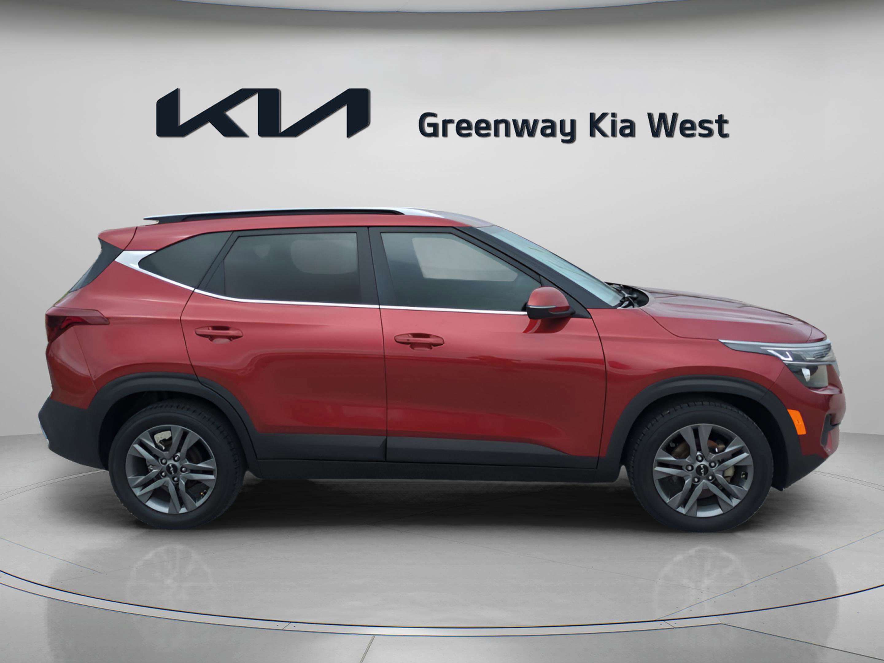 2023 Kia Seltos S photo 8