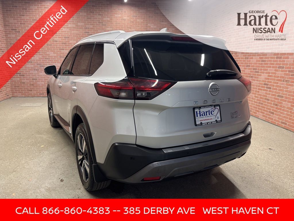 2022 Nissan Rogue SL photo 4