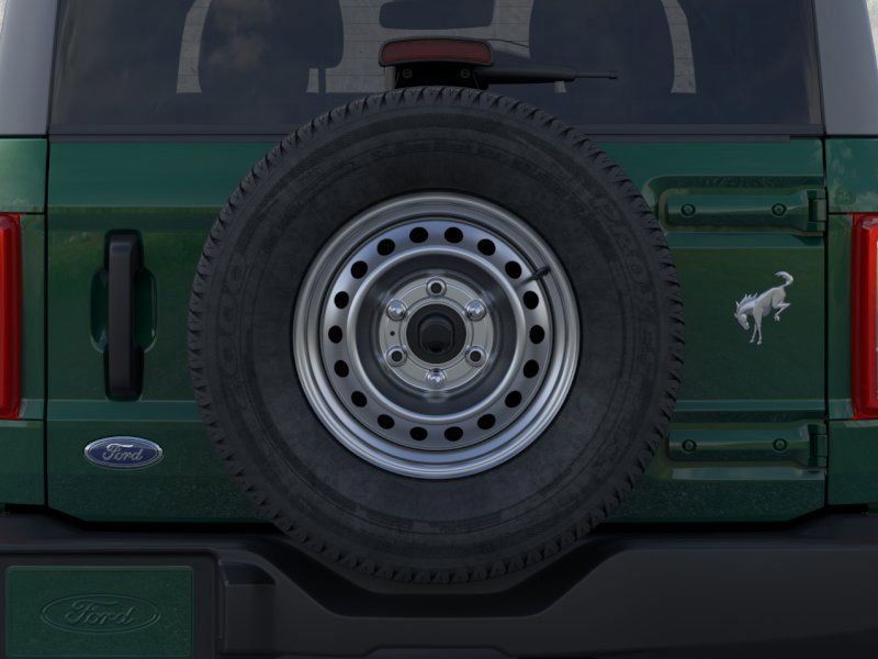 2025 Ford Bronco Base photo 21