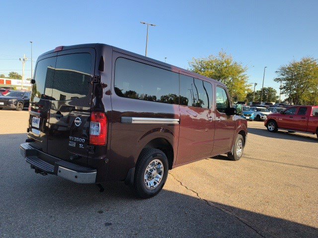 2013 Nissan NV3500 photo 5