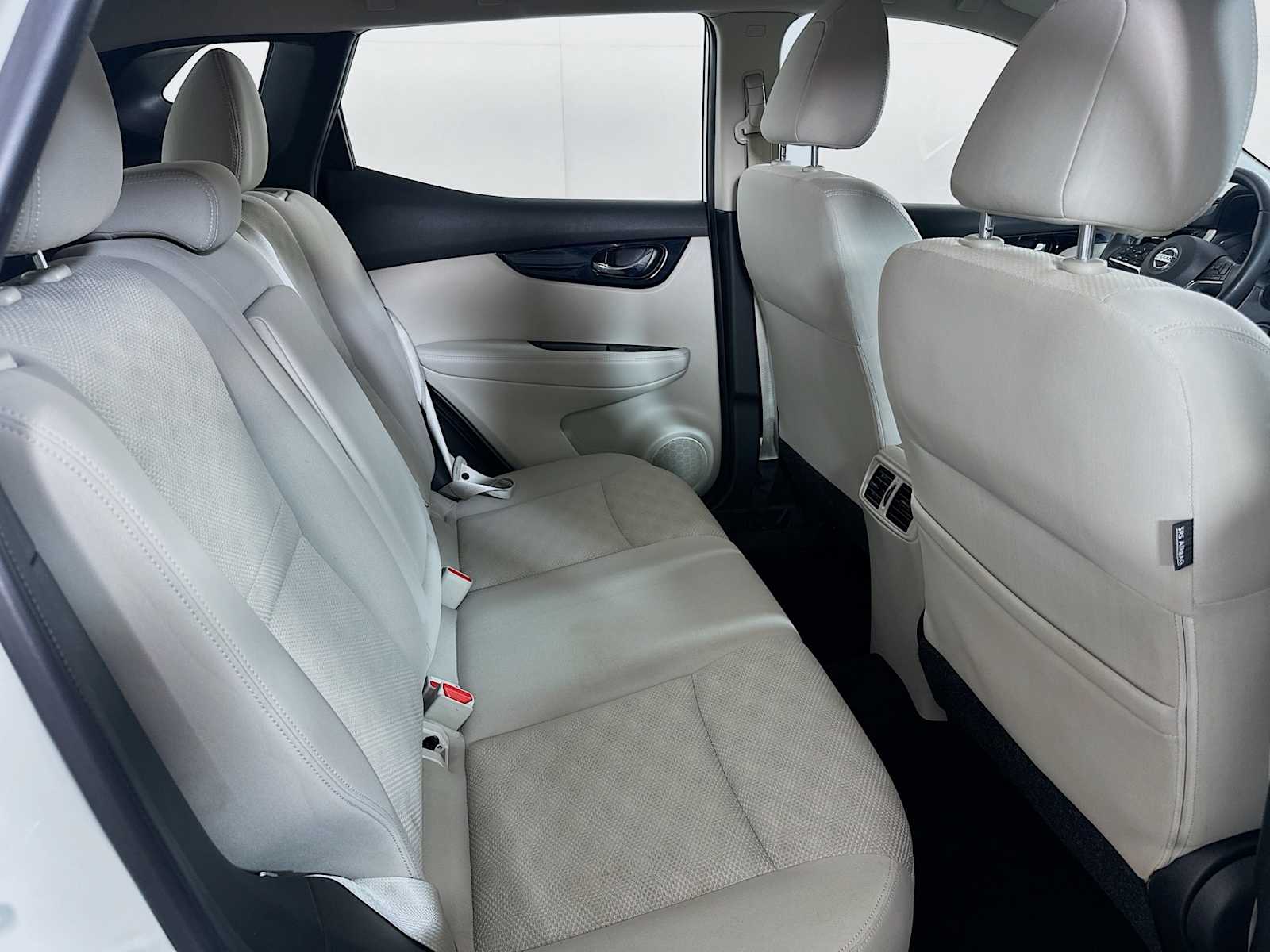 2019 Nissan Rogue Sport SV photo 26