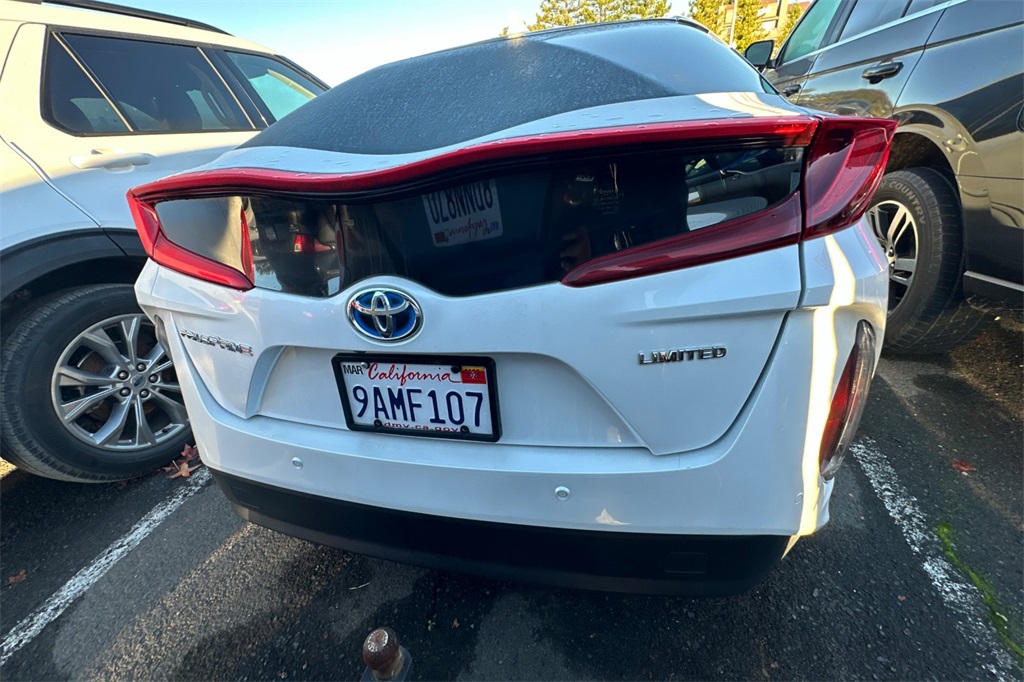 2022 Toyota Prius Prime Limited photo 3