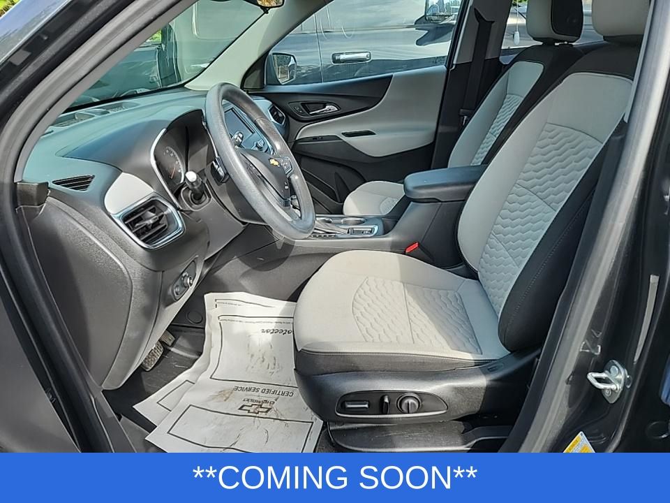 2020 Chevrolet Equinox LS photo 3