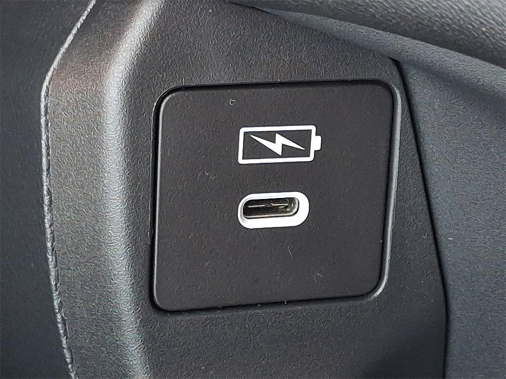 2025 Honda HR-V LX photo 22