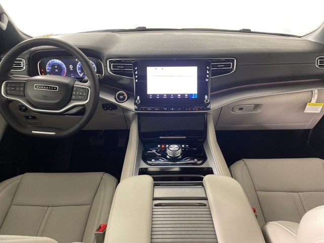 2025 Jeep Wagoneer L Series II photo 36
