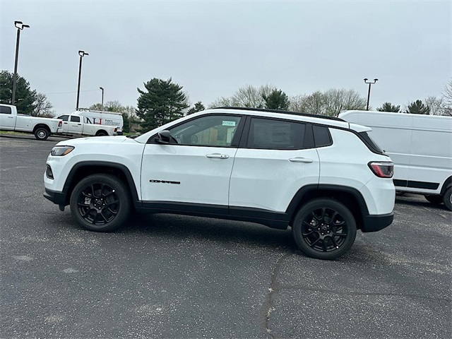 2025 Jeep Compass Latitude photo 6