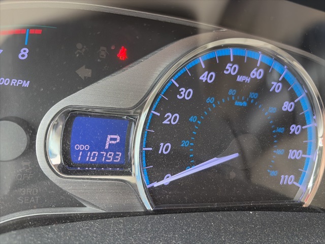 2013 Toyota Sienna XLE's photo