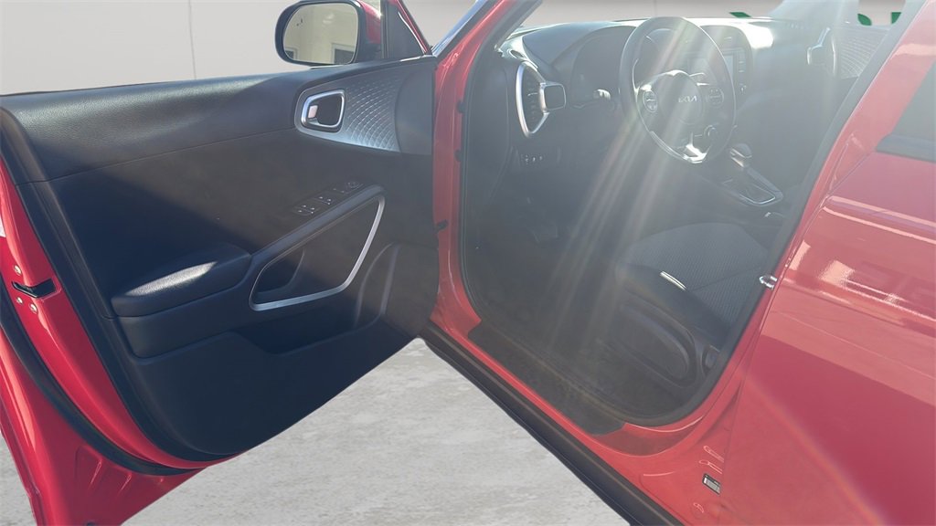 2023 Kia Soul LX photo 45