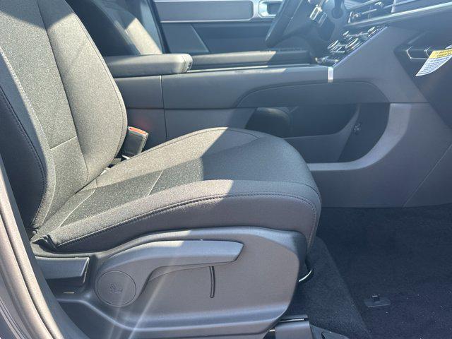 2026 Hyundai Santa Fe SE photo 13
