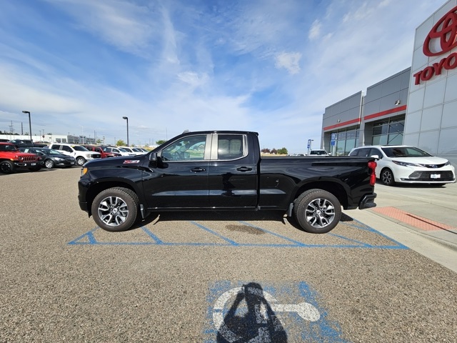 2022 Chevrolet Silverado 1500 RST photo 5