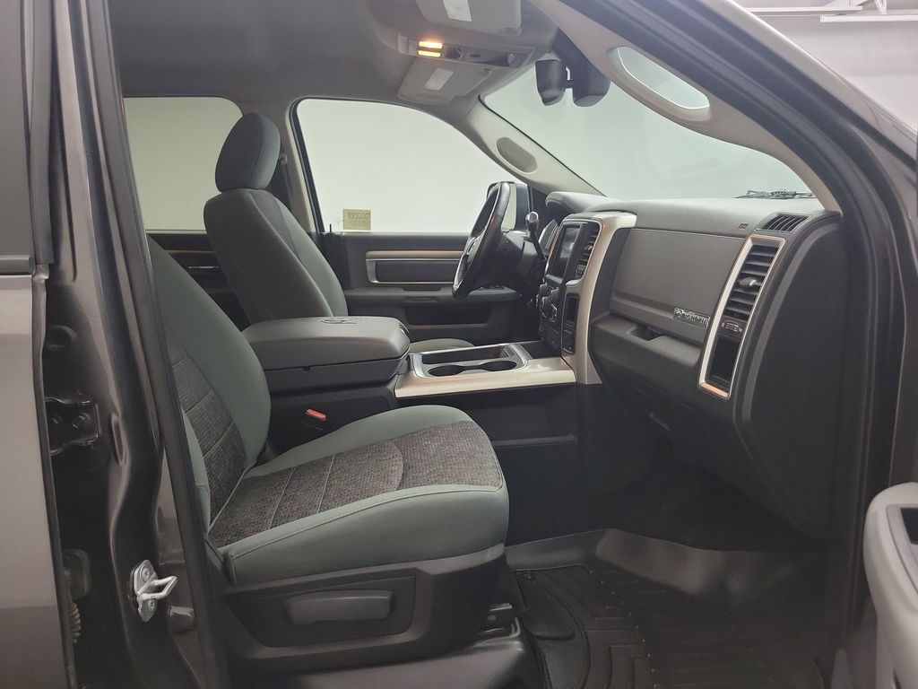 2016 Ram 2500 Big Horn photo 22