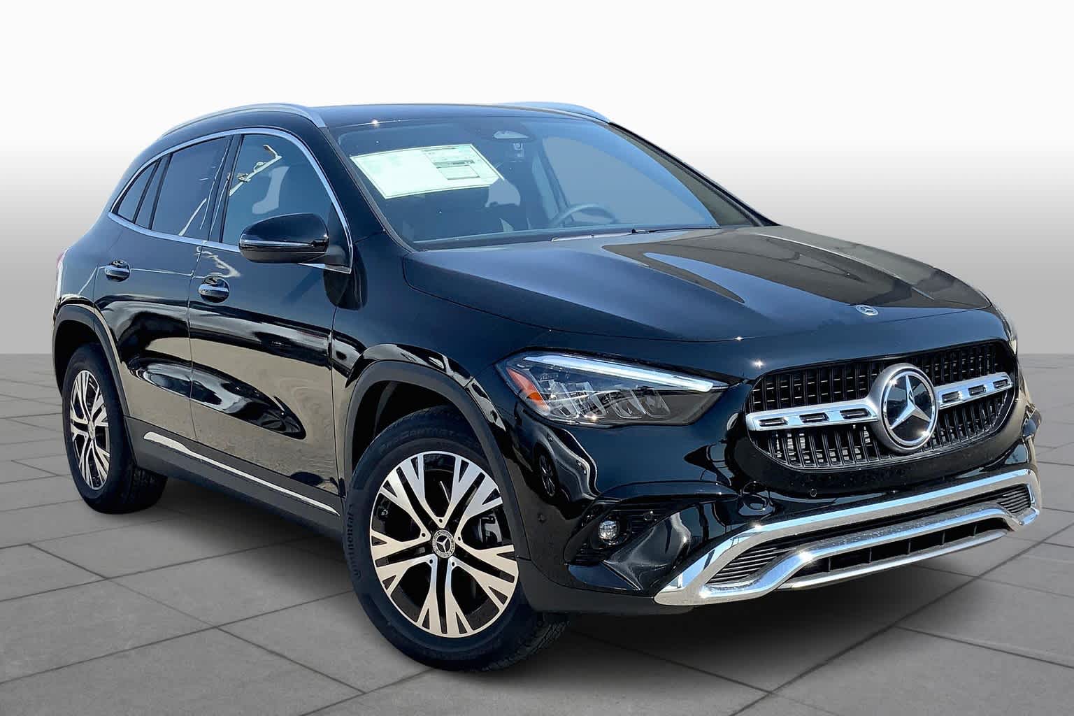 2025 Mercedes Benz GLA 250 photo 2