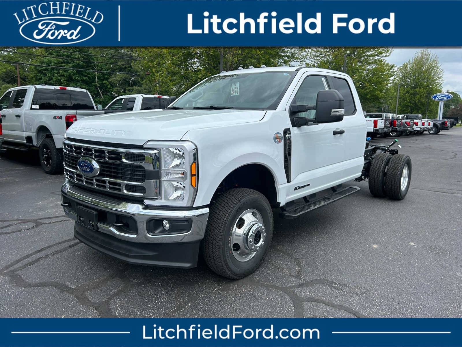 2025 Ford F-350 Super Duty Chassis Cab XL's photo