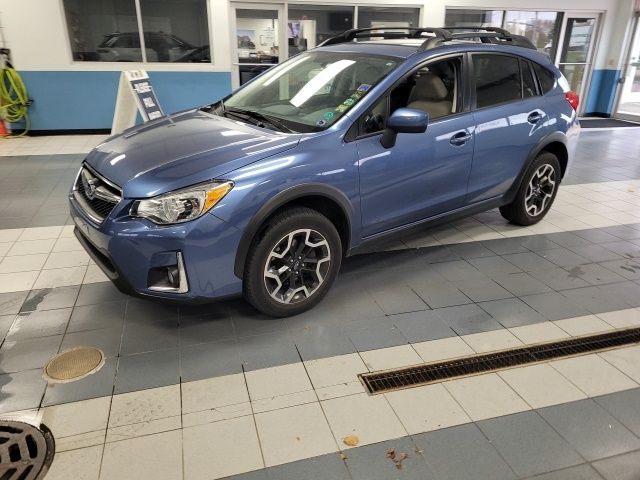 2016 Subaru Crosstrek 2.0i Premium photo 3
