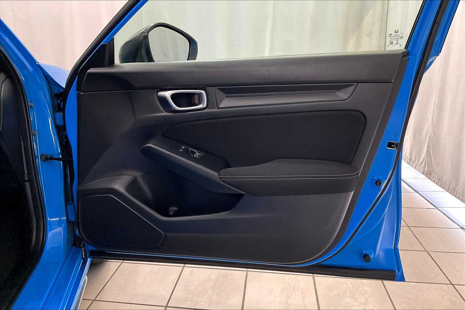 2022 Honda Civic Hatchback Sport photo 12