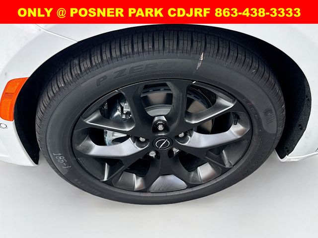 2026 Chrysler Pacifica Limited photo 30