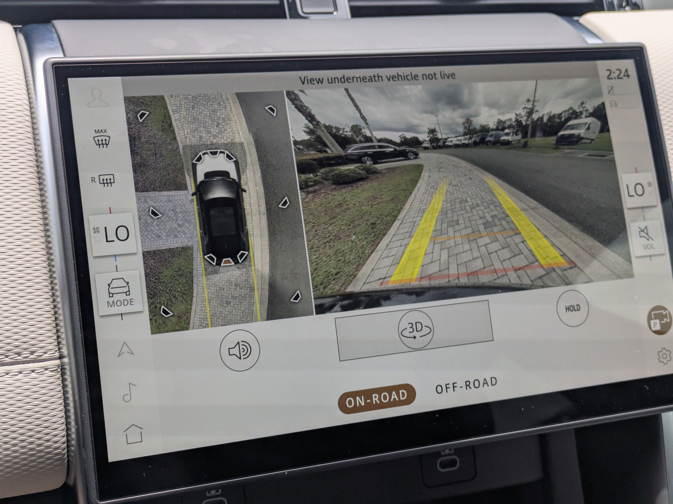 2024 Land Rover Discovery Sport Dynamic SE photo 22