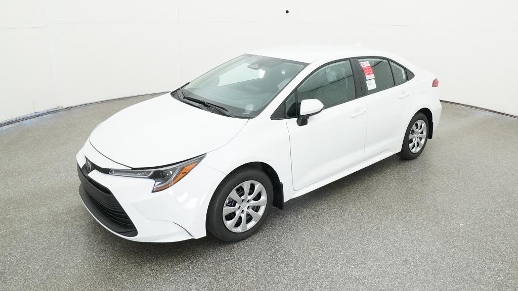 2026 Toyota Corolla LE's photo