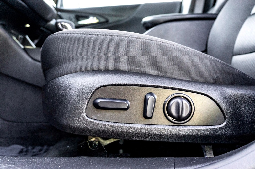 2025 Chevrolet Malibu 1LT photo 11
