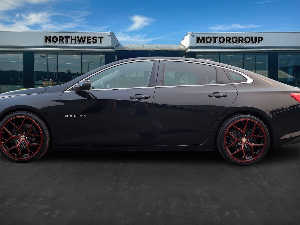 2016 Chevrolet Malibu 1LT photo 4