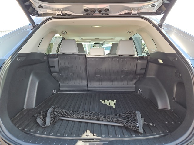 2024 Toyota RAV4 XLE Premium photo 11