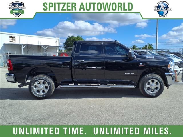 2024 Ram 2500 Big Horn photo 3