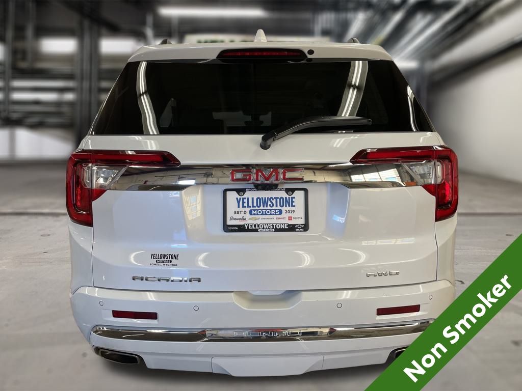 2023 Gmc Acadia Denali photo 2