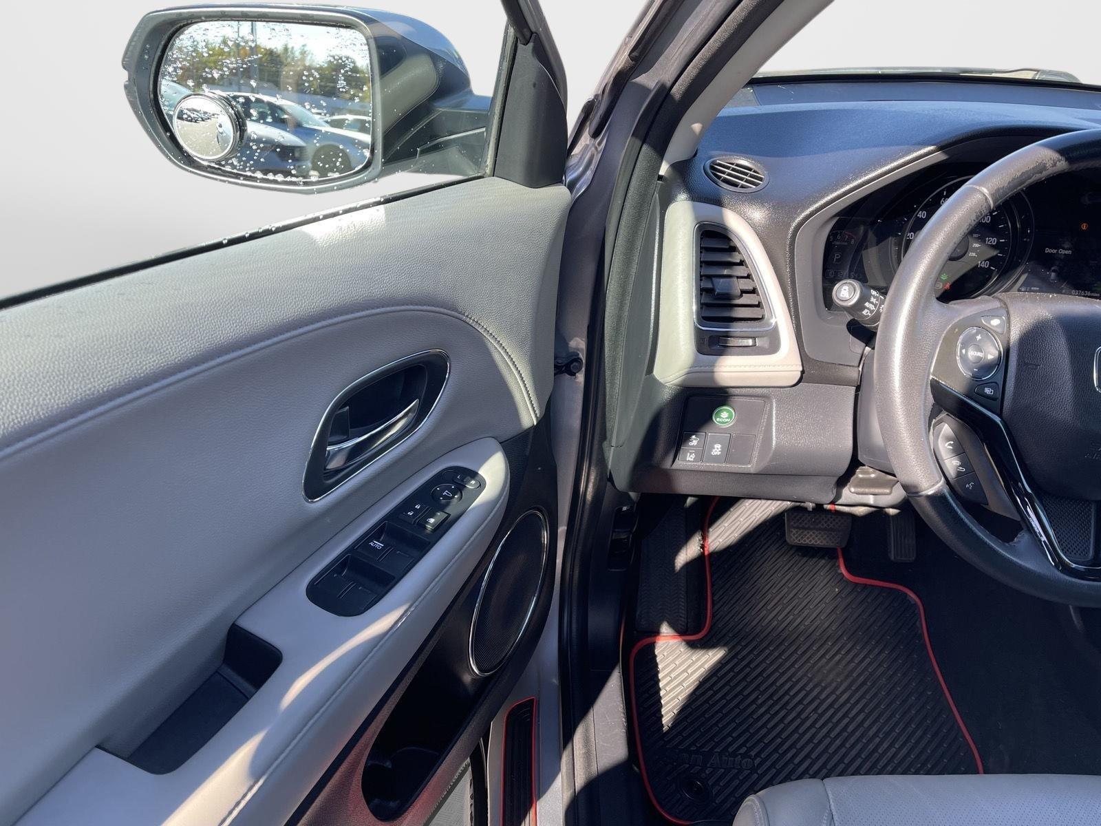 2019 Honda HR-V EX-L photo 2